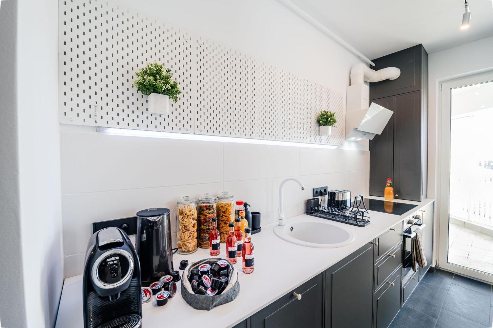 Smart Home - Gloria Apartment Avenue - By Openhouse ทิมิชัวรา ภายนอก รูปภาพ
